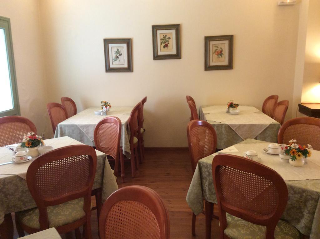 Cavalieri Hotel Corfu  Exterior photo